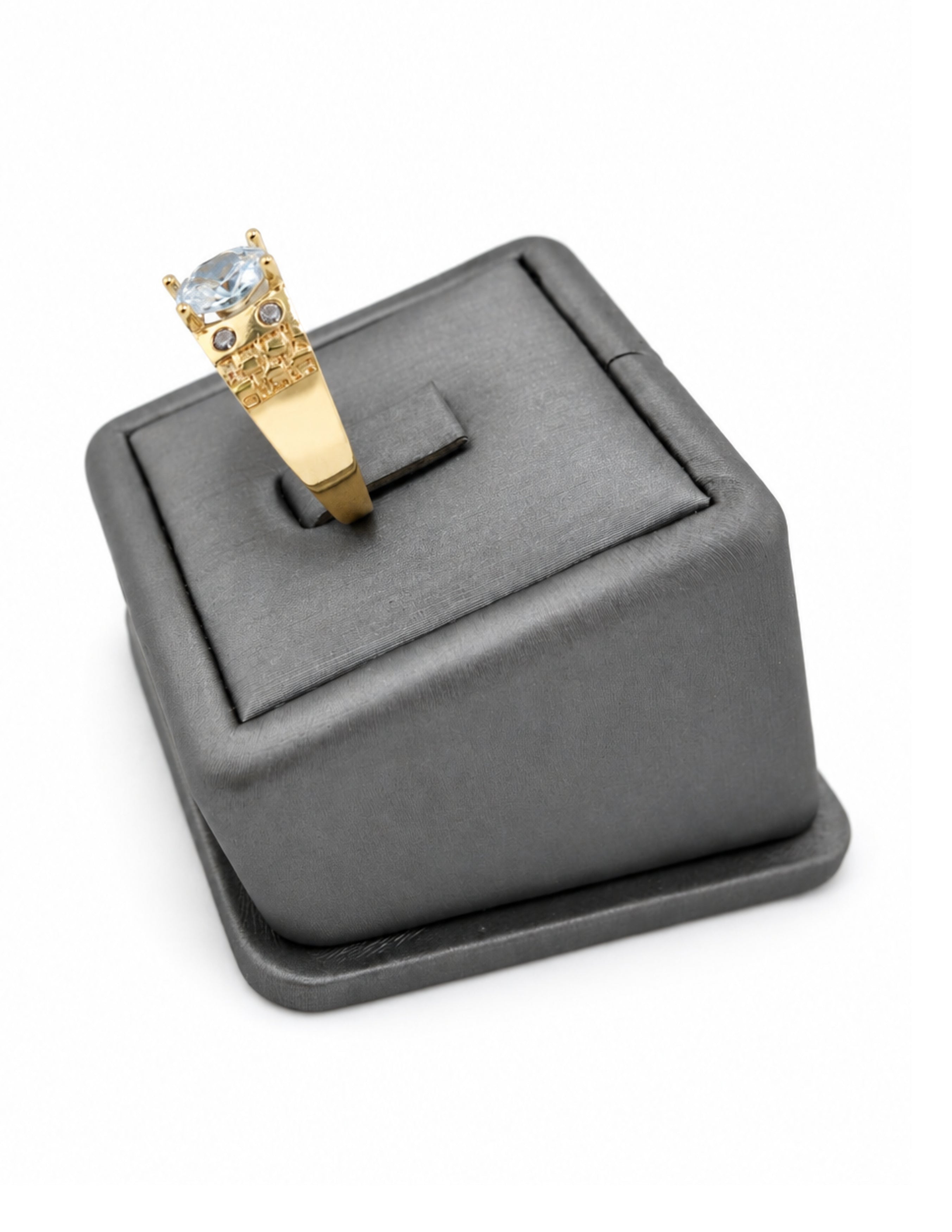 10K Yellow Gold Greek Key Oval CZ Men’s Signet Ring – Assorted Colors